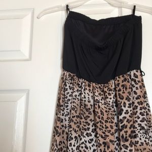 Maxi dress with cheetah print